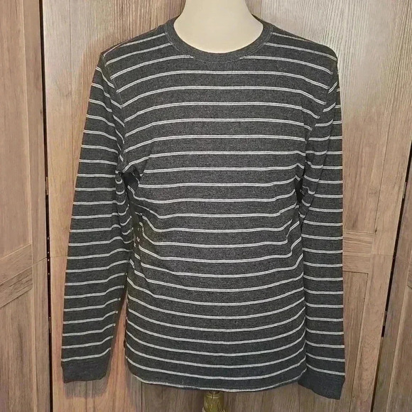 Levis men’s striped gray sweater pullover - Picture 3 of 7